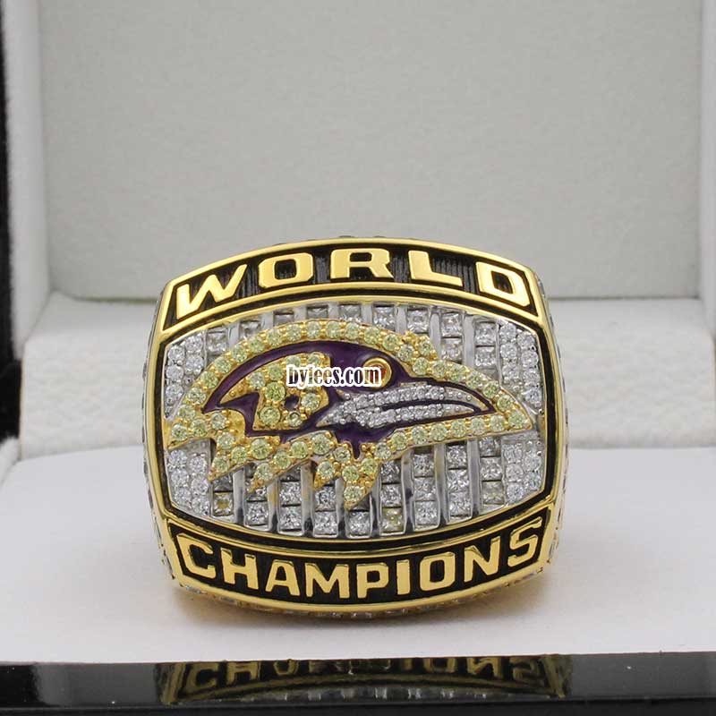 Ray Lewis 2000 SUPER BOWL XXXV WORLD CHAMPIONS Vintage Rare Collectible High-Quality Replica Gold Football Championship Ring with Cherrywood Display Box BALTIMORE RAVENS 