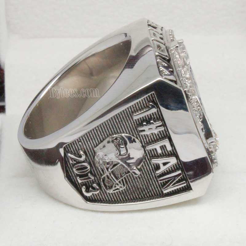 Seahawks fan creates Super Bowl ring for the 12s