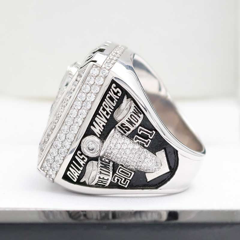 Dallas Mavericks 2011 Dirk Nowitzki NBA Championship ring replica - MVP Ring
