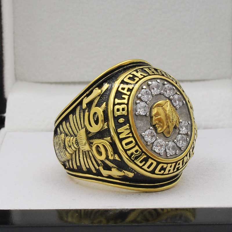 Chicago Blackhawks Stanley Cup Ring (2010) - Premium Series