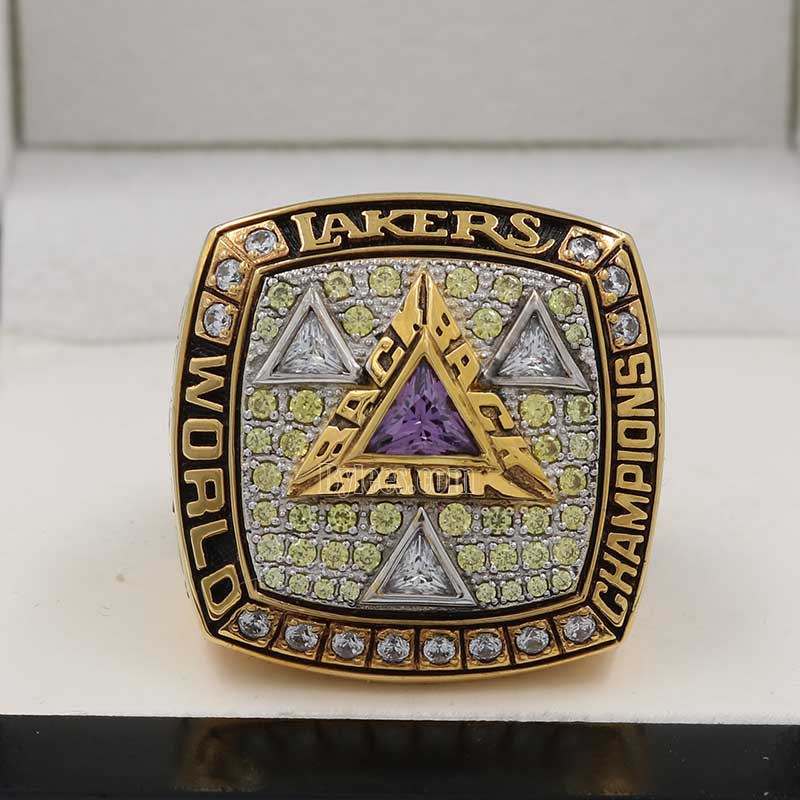 https://bylees.com/wp-content/uploads/2017/07/2002-Los-Angeles-Lakers-National-Basketball-World-Championship-Ring-1.jpg