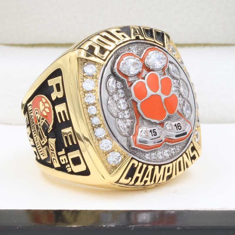 2016 Clemson Tigers football championship ring