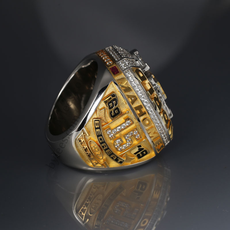 the Super bowl LIV kansas City Chiefs championship ring