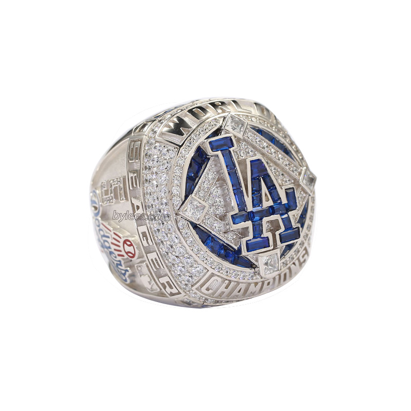 L.A. Dodgers 2020 World Series Ring Feature 232 Diamonds