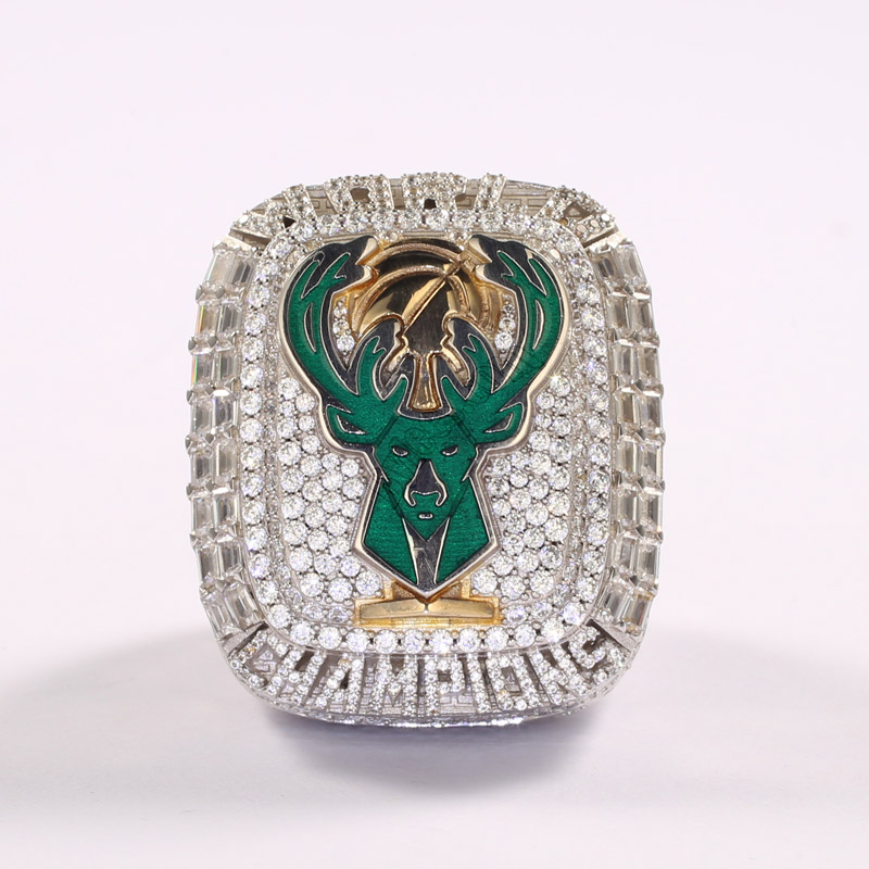 1971 Milwaukee Bucks Championship Ring